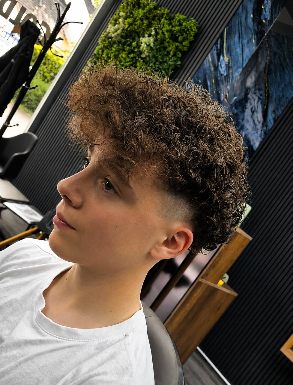 Golden Cut Look